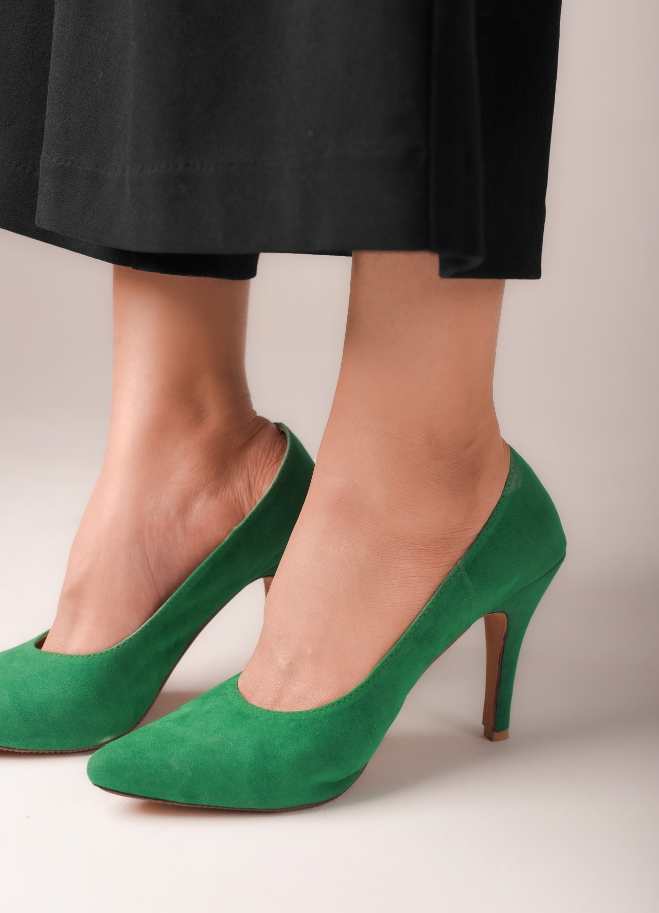 Emerald Heels